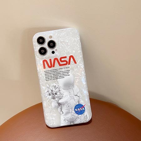 iphone15 ultra ケース nasa風 