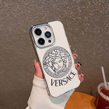 versace ヴェルサーチ スマホケース アイフォン 15plus 