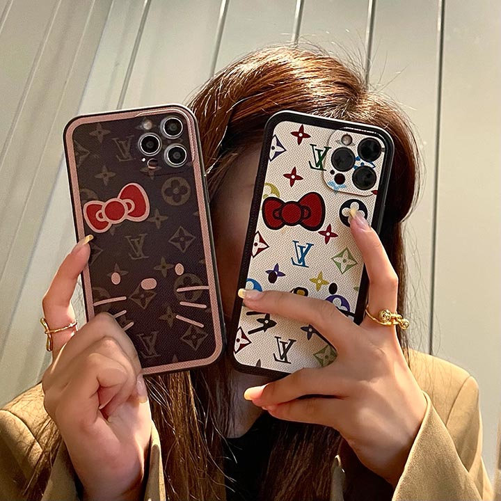 iphone15 ultra holle kitty カバー 