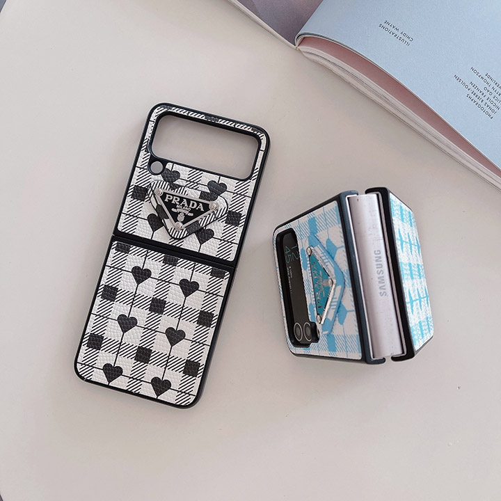 ブランド プラダ アイフォン15 携帯ケース 